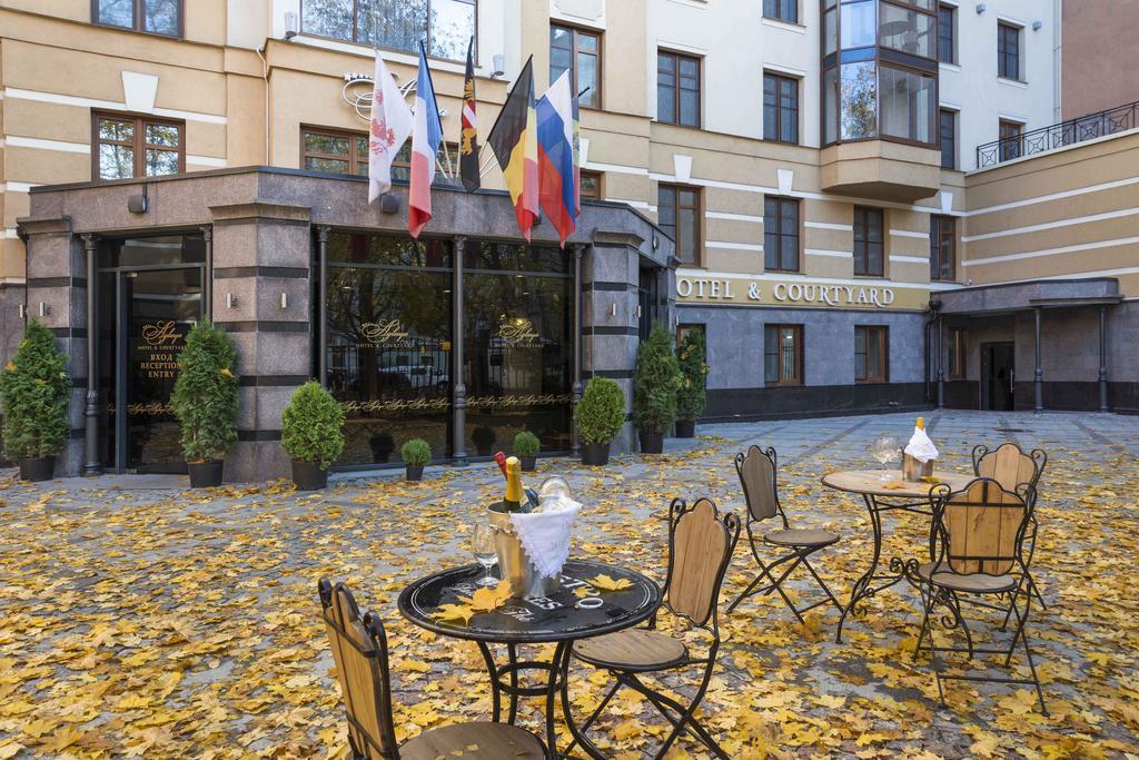 Aglaya Hotel & Courtyard Saint Petersburg Exterior photo